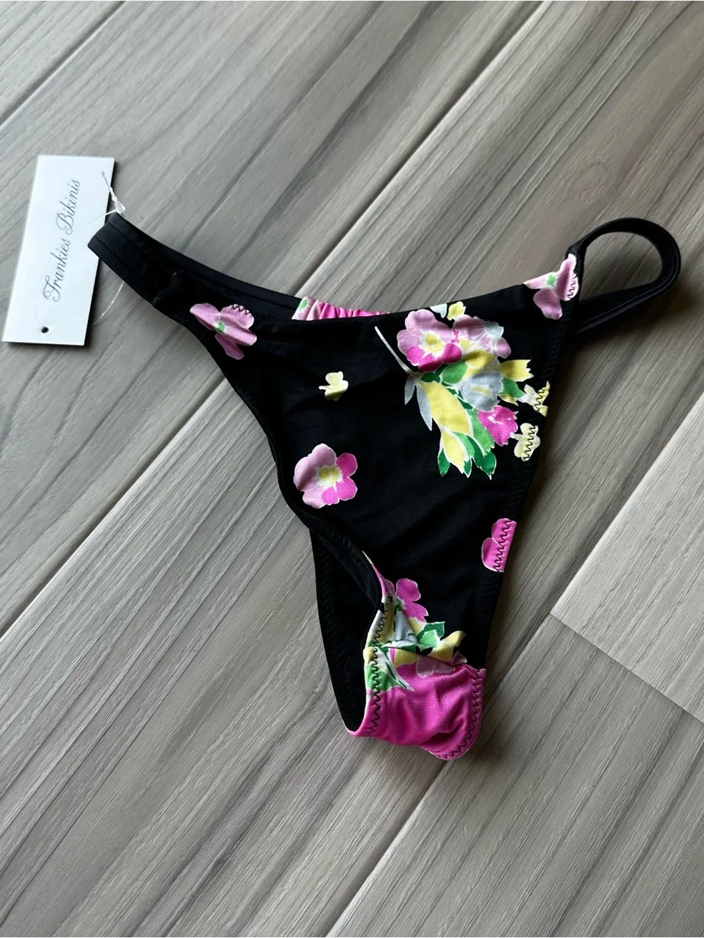 Frankies Bikinis frankie’s bikinis
